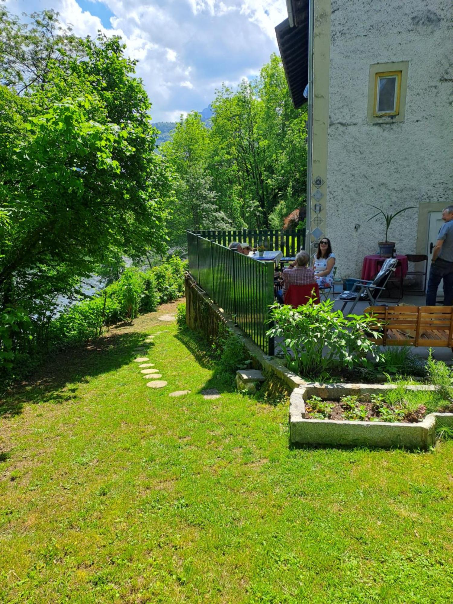 Апартаменты Thegarden Bed&Bike Гмунден Экстерьер фото
